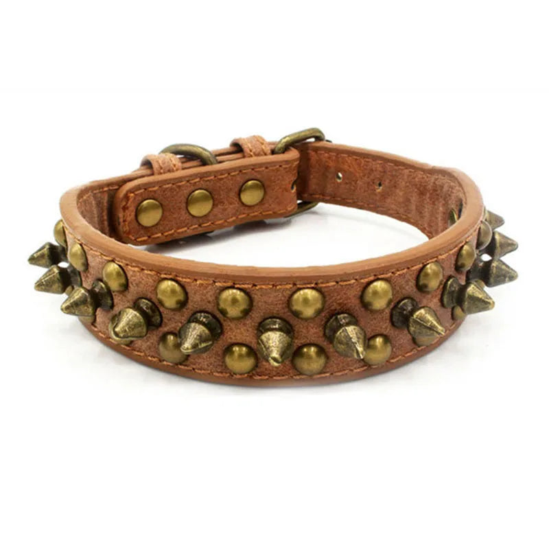 Hundhalsband med nitar