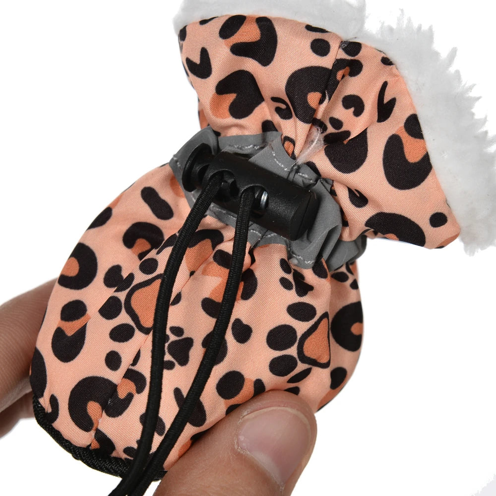 Leopardmönstrade vinterskor för hund